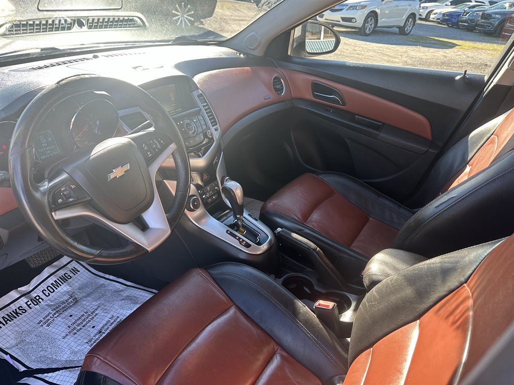 2014 Chevrolet Cruze - $7,695