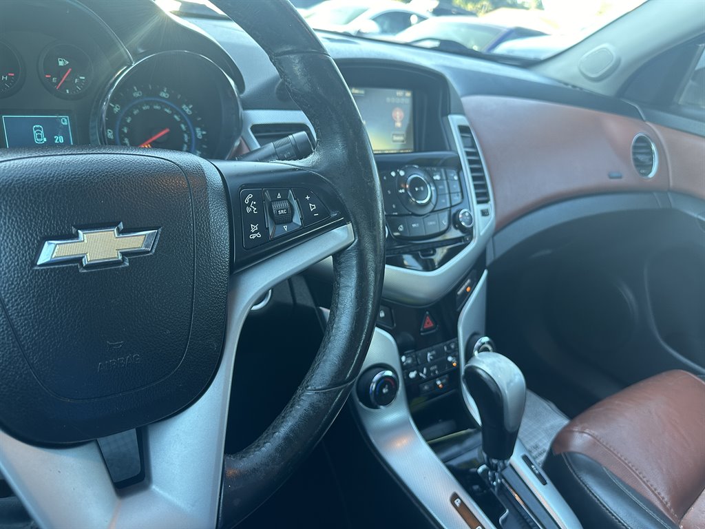 2014 Chevrolet Cruze - $7,695