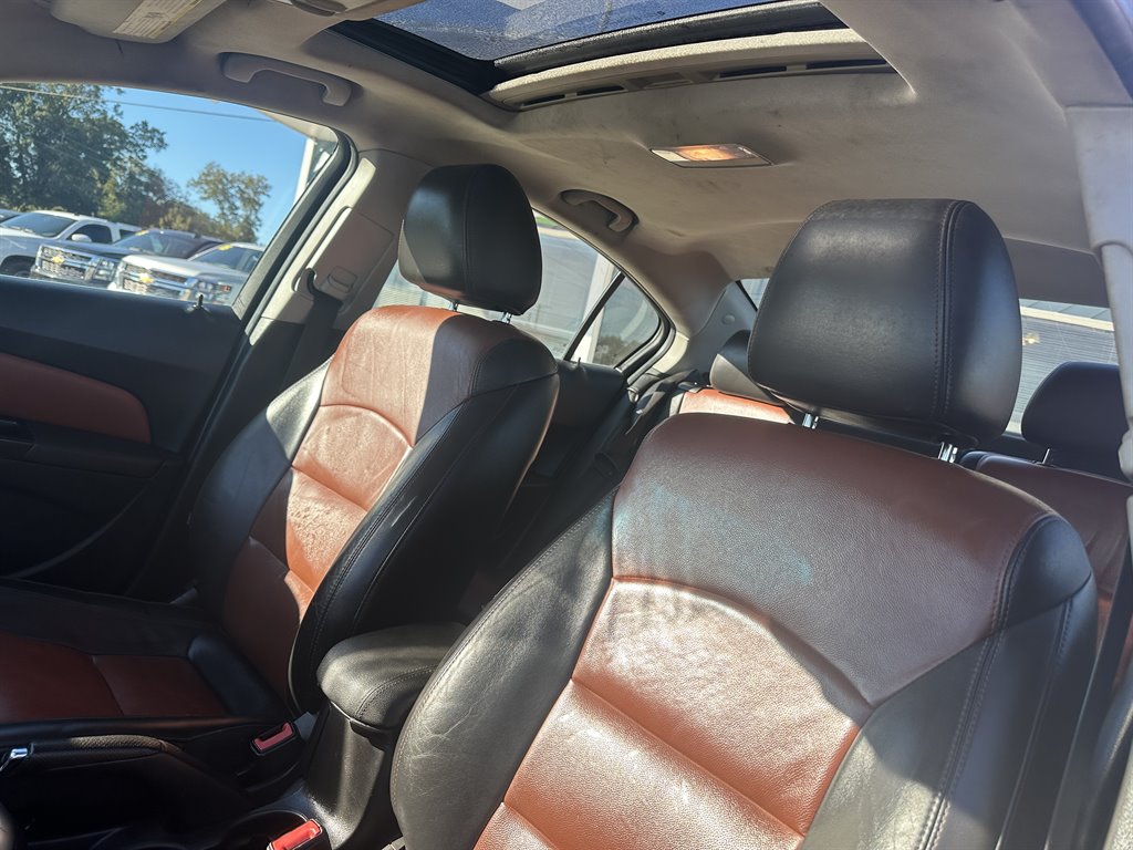 2014 Chevrolet Cruze - $7,695