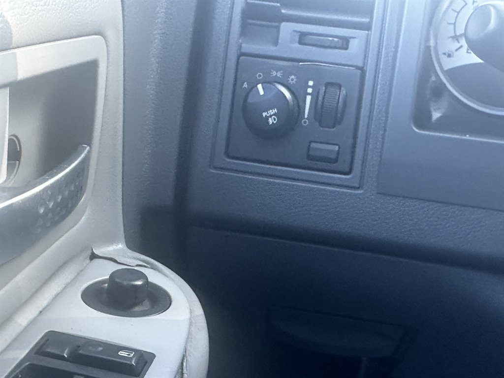 2005 Dodge Dakota Laramie photo