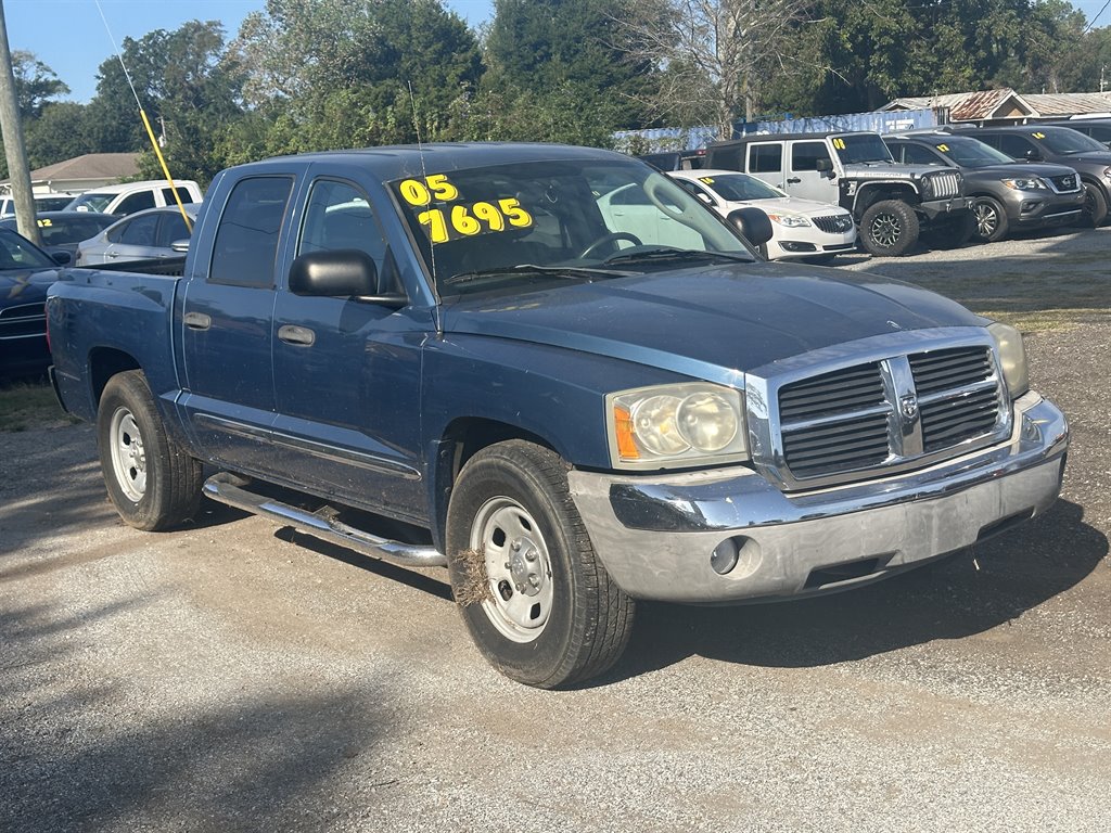 2005 Dodge Dakota Laramie photo