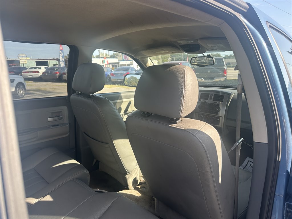 2005 Dodge Dakota Laramie photo