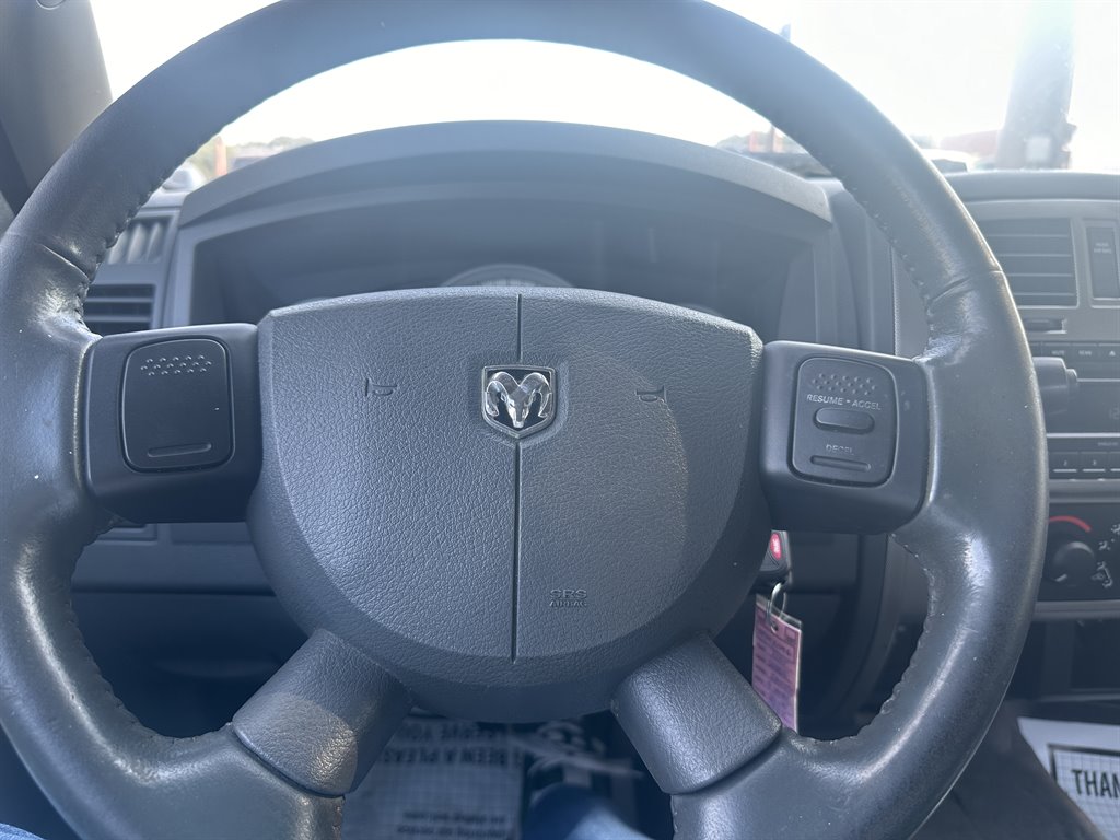 2005 Dodge Dakota Laramie photo