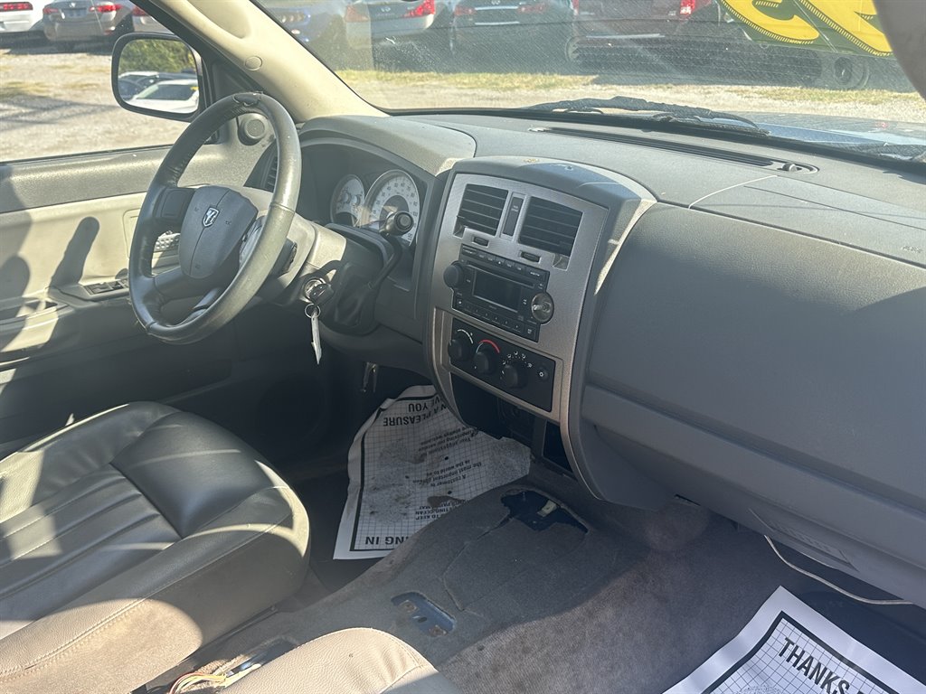 2005 Dodge Dakota Laramie photo