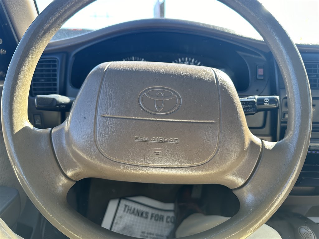 1999 Toyota Tacoma SR5 V6 photo