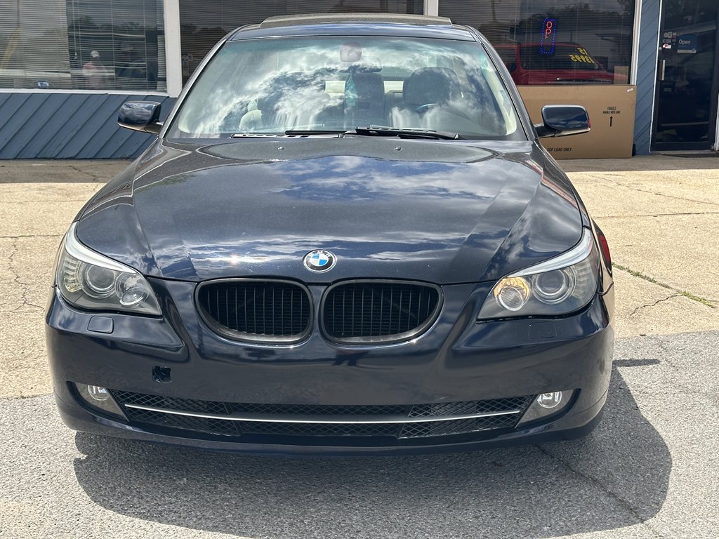 2008 BMW 5-Series 528i photo