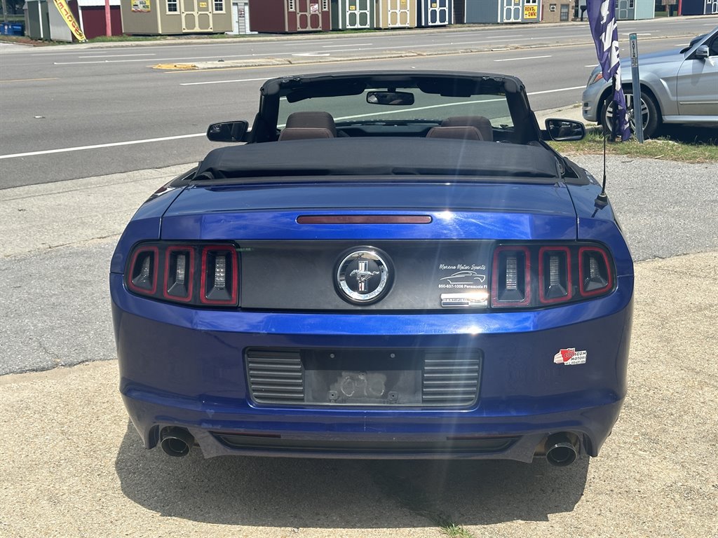 2013 Ford Mustang V6 photo