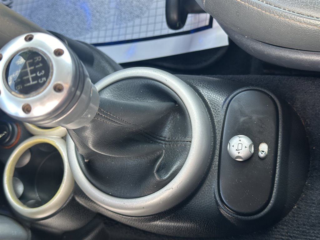 2003 MINI Cooper S photo