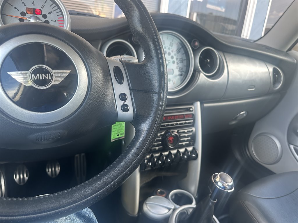 2003 MINI Cooper S photo