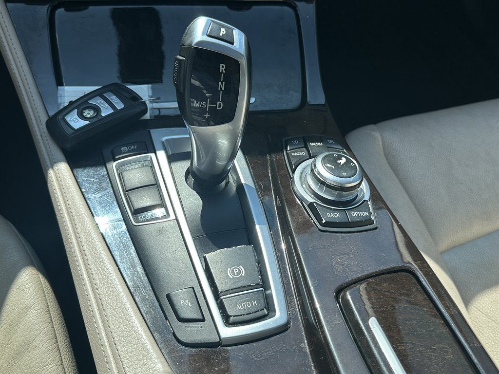 2012 BMW 528i - $11,495