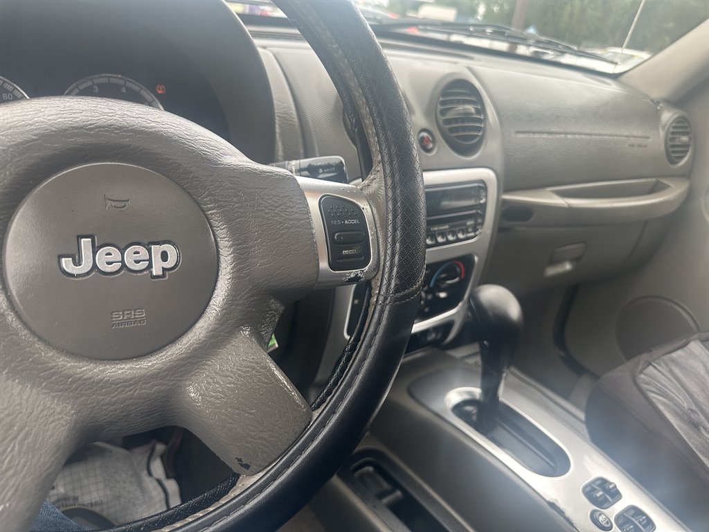 2005 Jeep Liberty - $3,795
