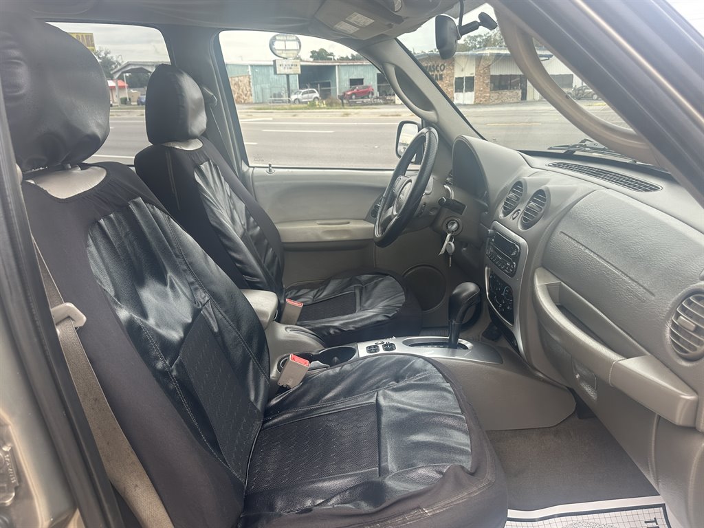 2005 Jeep Liberty - $3,795