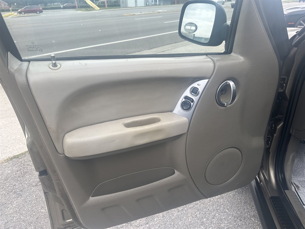 2005 Jeep Liberty - $3,795