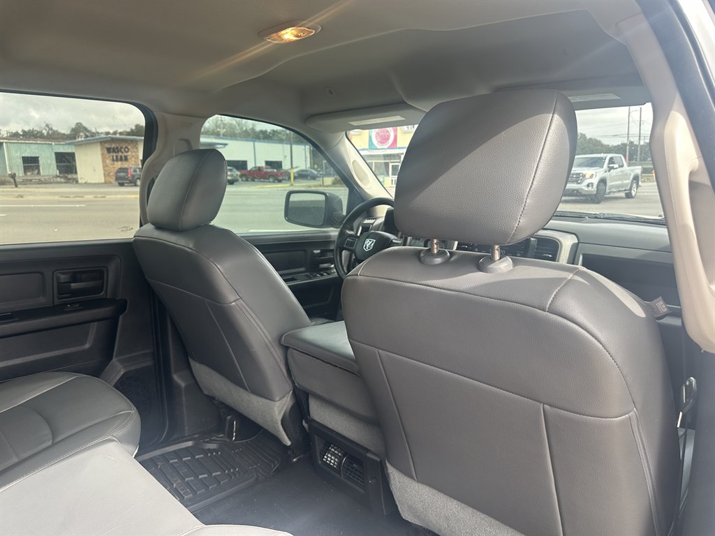 2017 Ram 2500 - $29,995