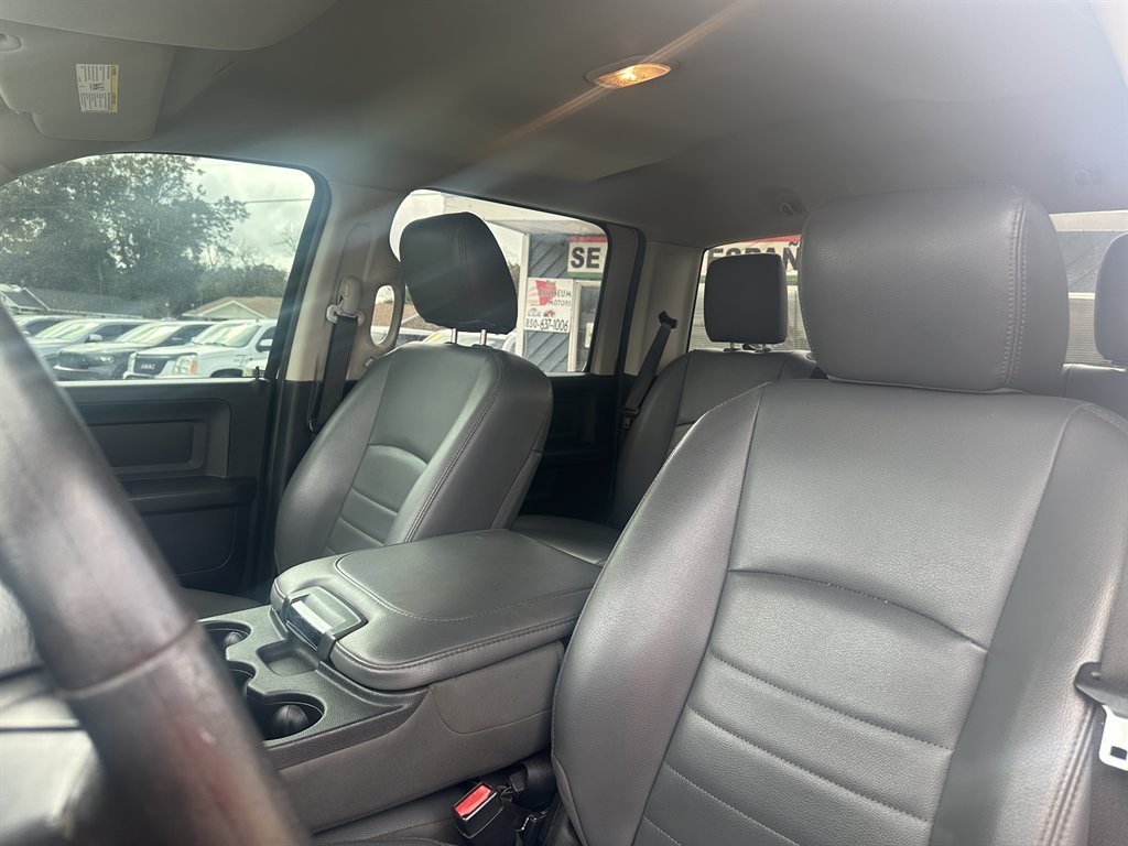 2017 Ram 2500 - $29,995