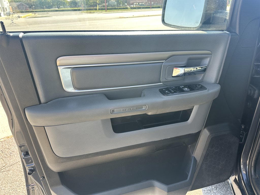 2016 Ram 1500 - $16,995