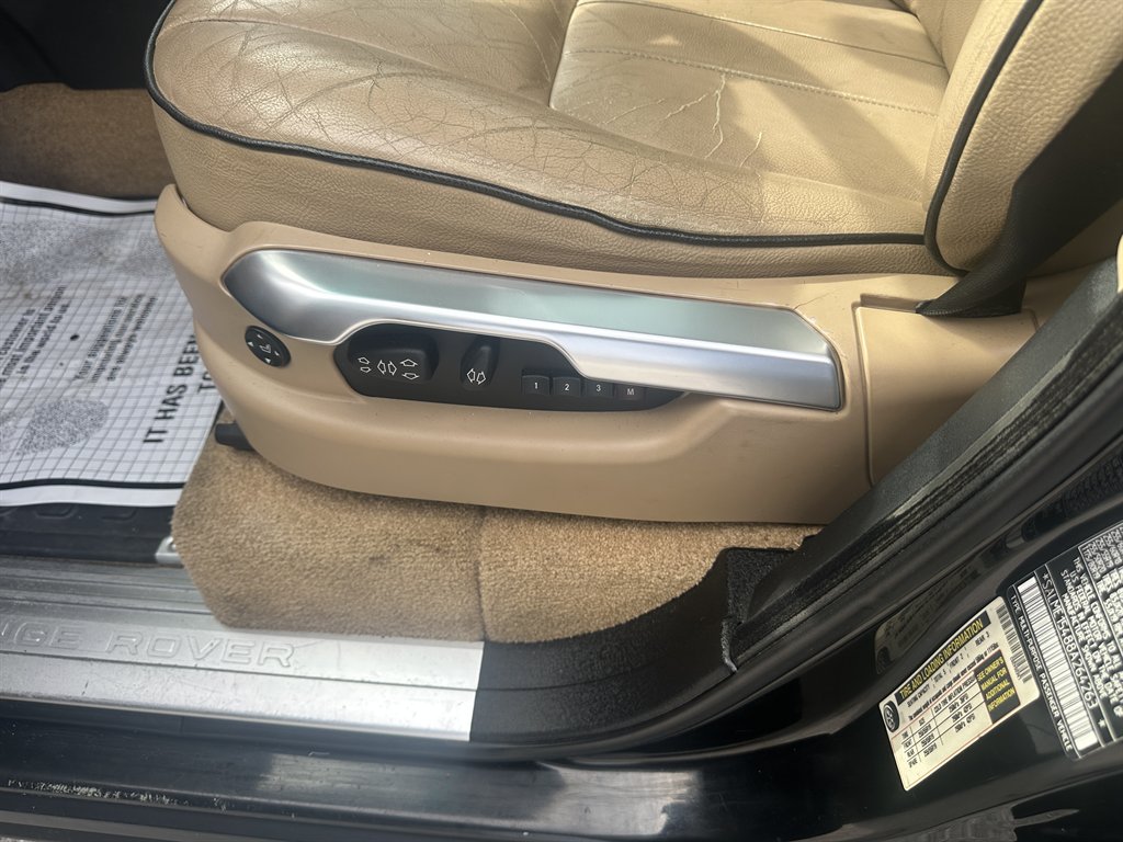 2008 LAND ROVER Range Rover - $6,995