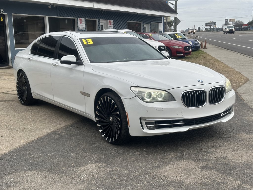 2013 BMW MDX 740Li photo