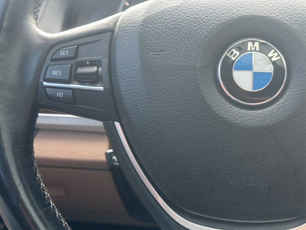 2013 BMW MDX 740Li photo