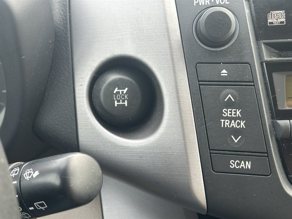 2008 Toyota RAV4 photo