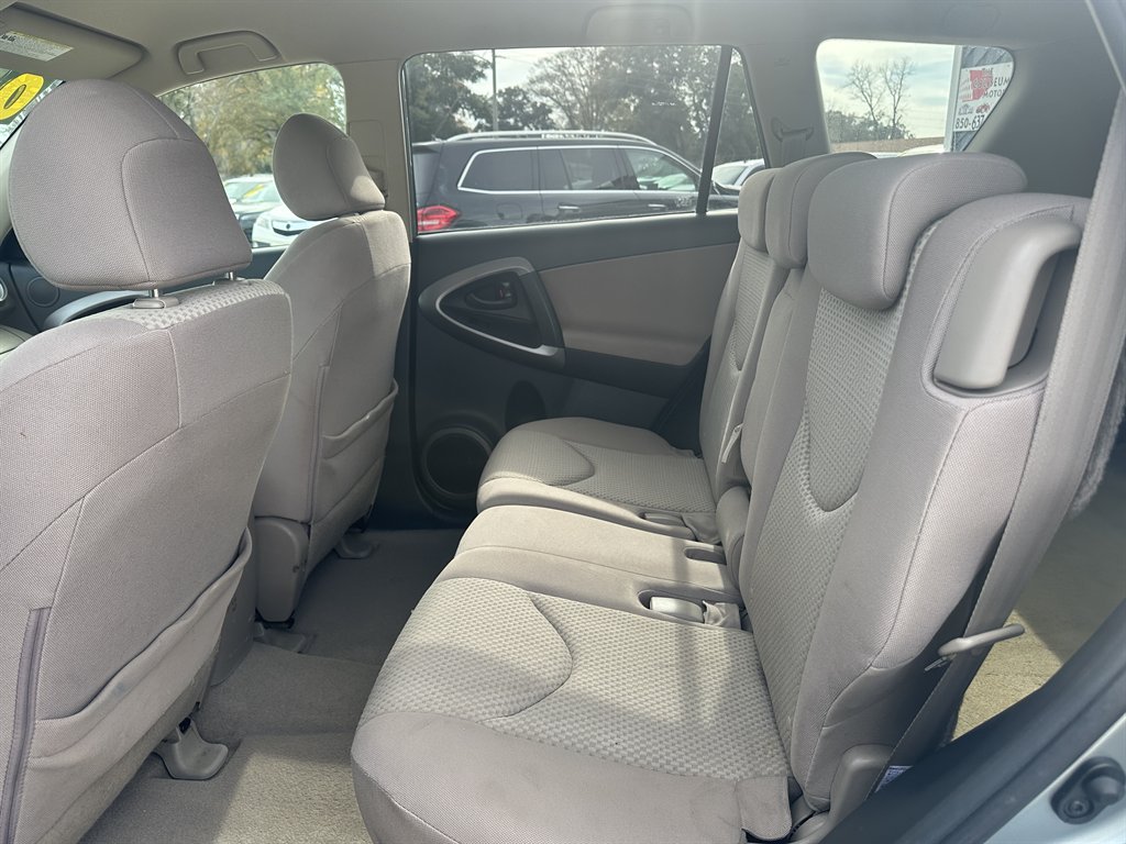2008 Toyota RAV4 photo