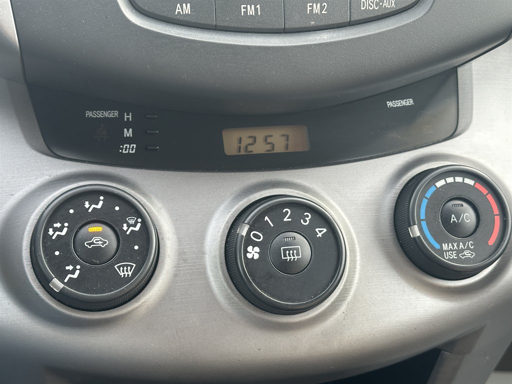 2008 Toyota RAV4 photo