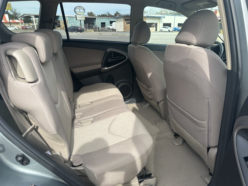 2008 Toyota RAV4 photo