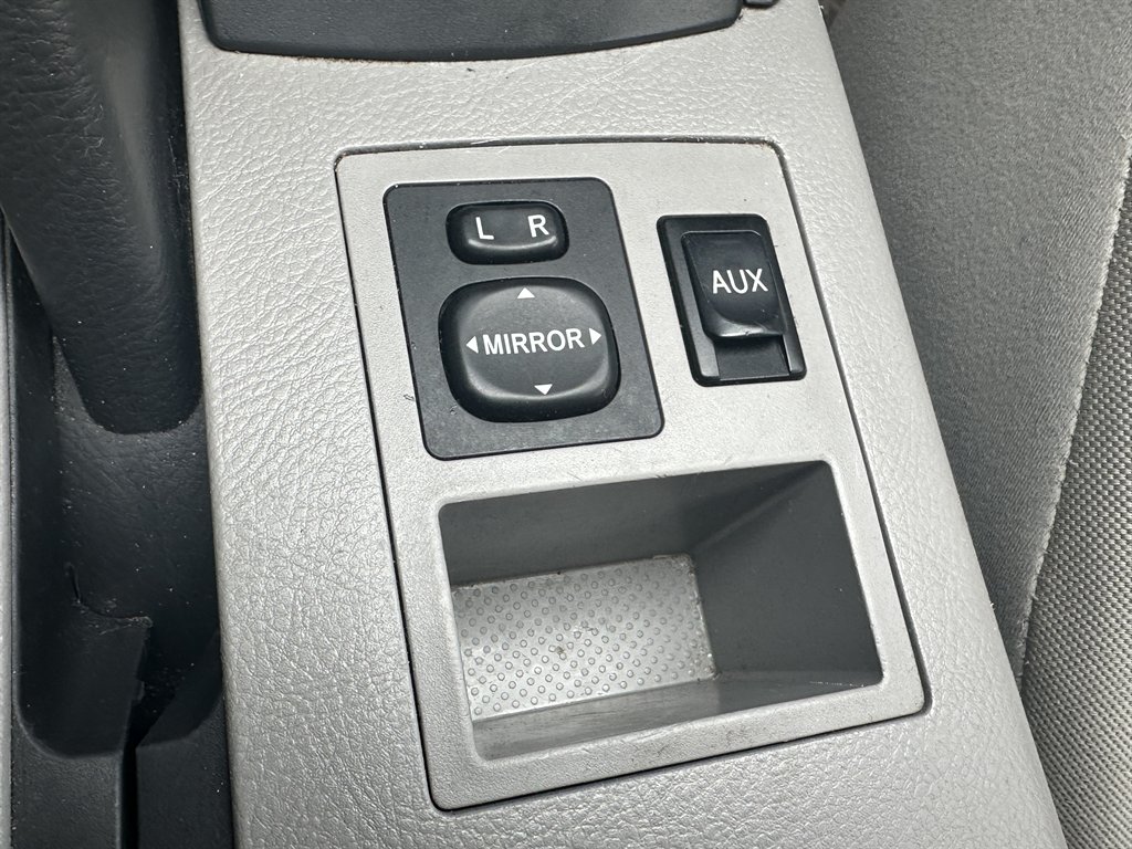 2009 Toyota RAV4 photo