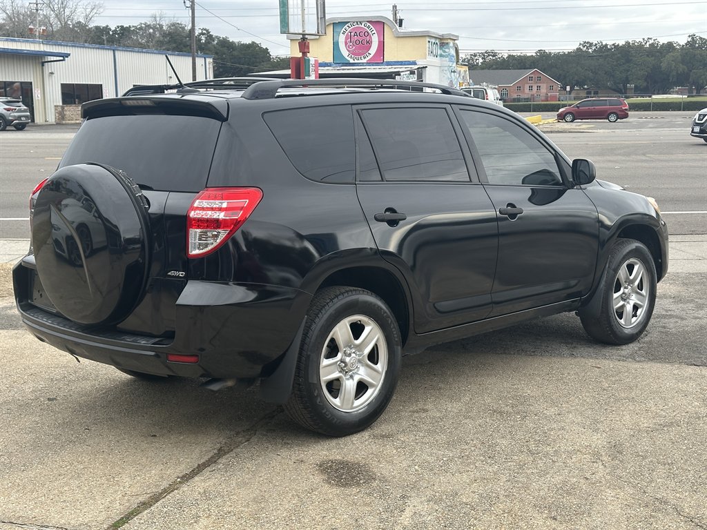 2009 Toyota RAV4 photo