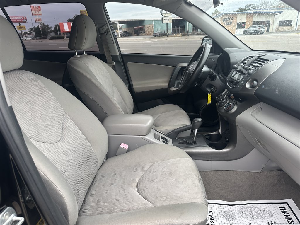 2009 Toyota RAV4 photo