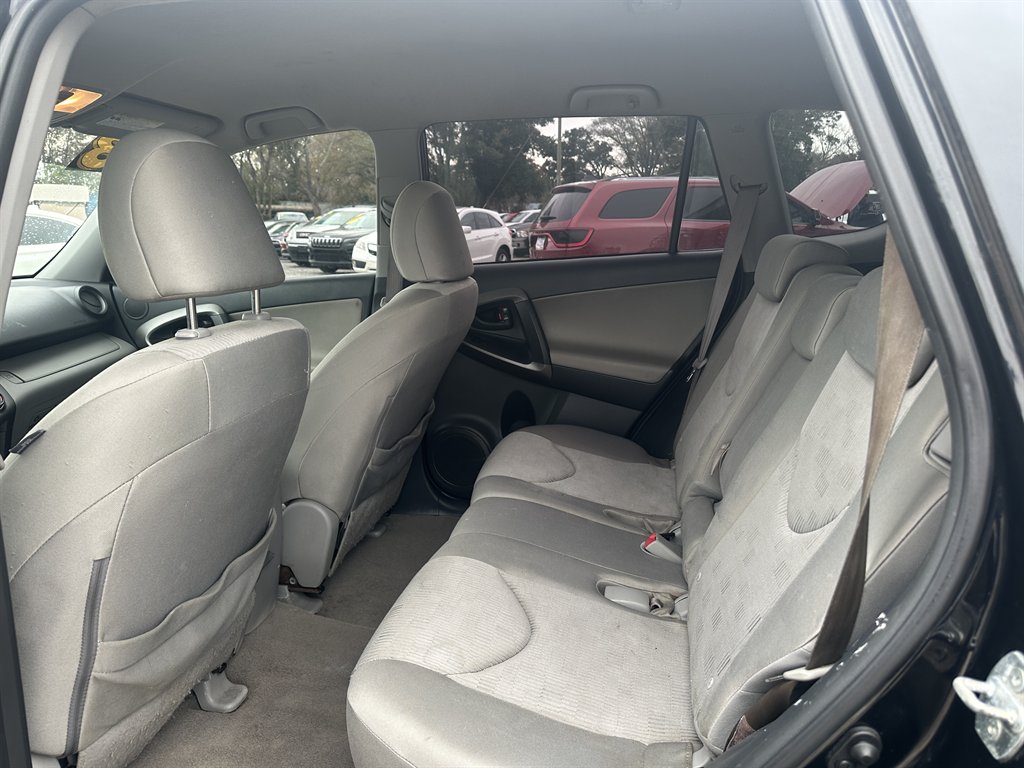 2009 Toyota RAV4 photo