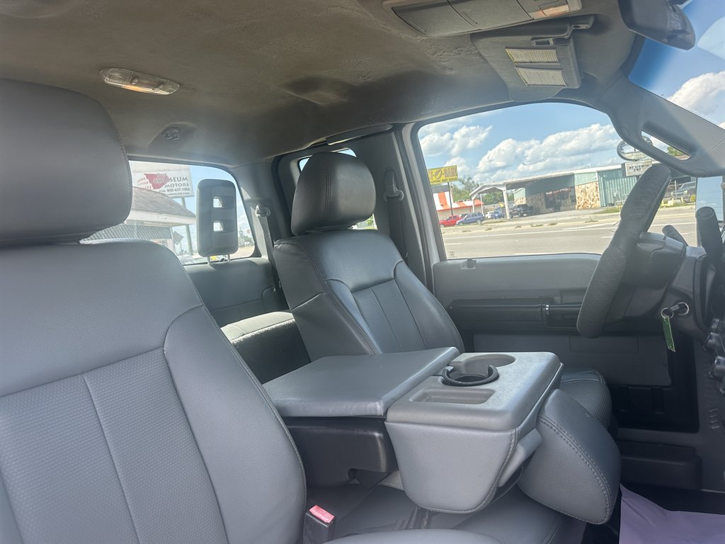 2016 Ford F-250 - $13,995