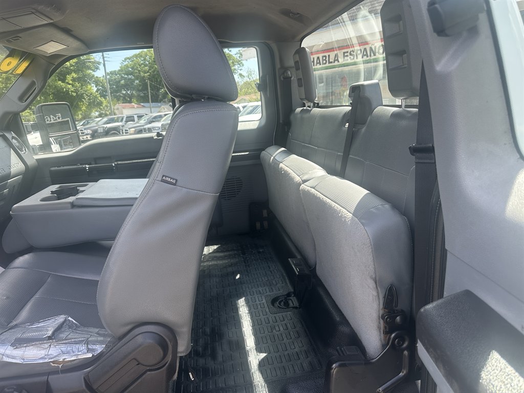 2016 Ford F-250 - $13,995