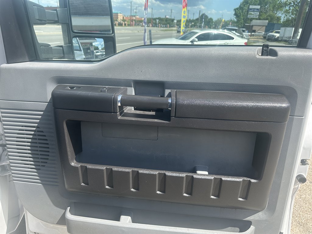 2016 Ford F-250 - $13,995