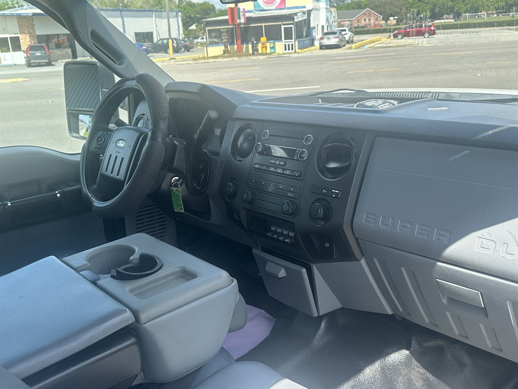 2016 Ford F-250 - $13,995