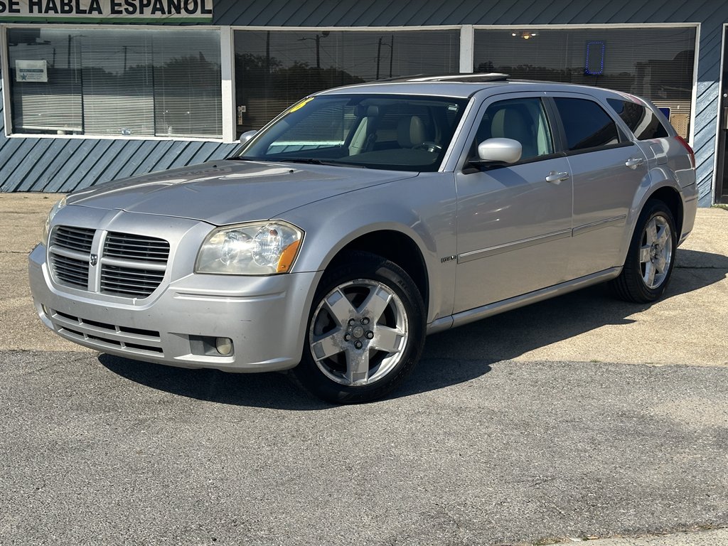 2006 Dodge Magnum RT photo