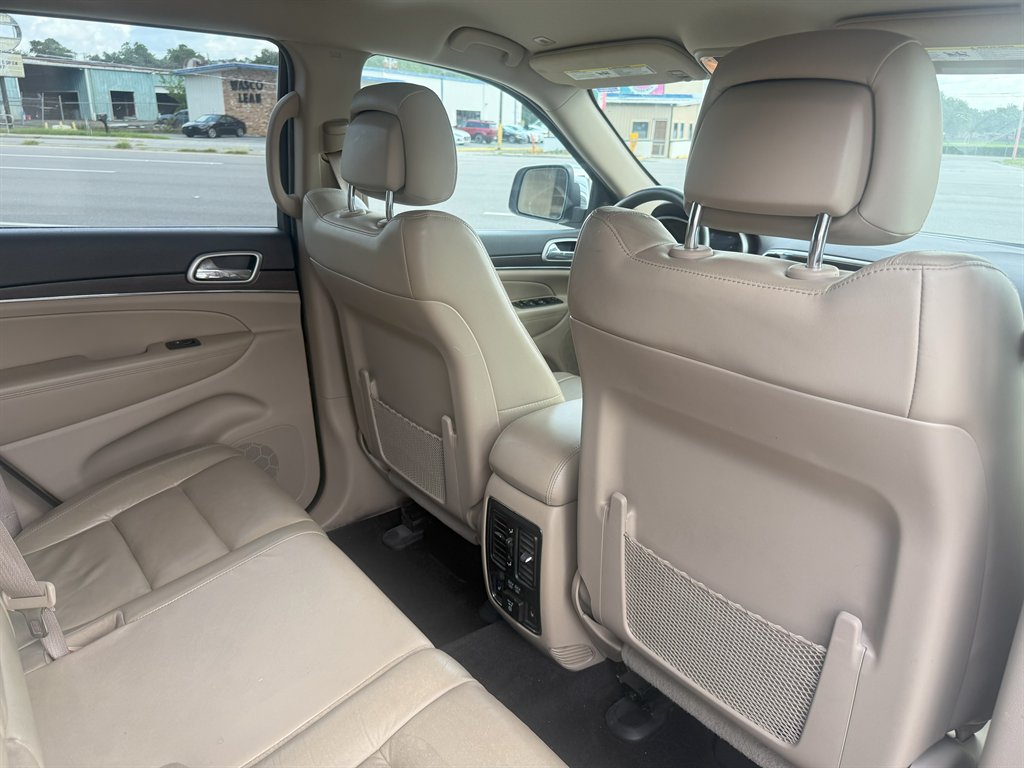 2018 Jeep Cherokee - $17,995