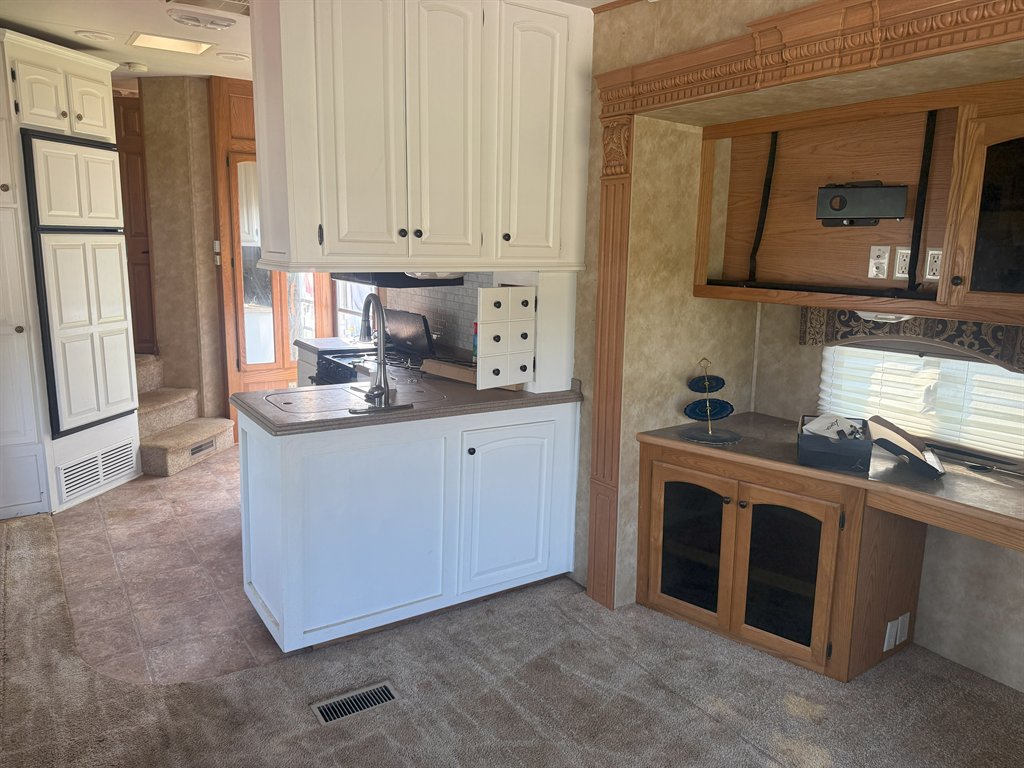 2010 Heartland Rv Bighorn - $10,995