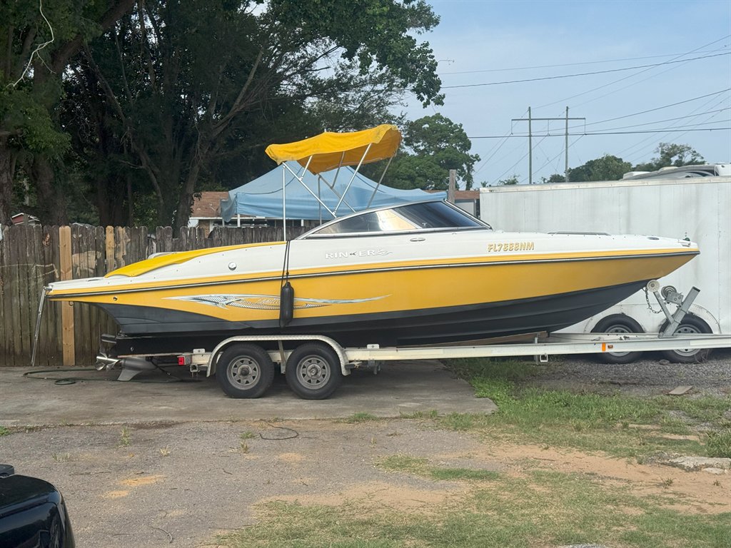 2007 Rinker 2340 RNK - $13,995