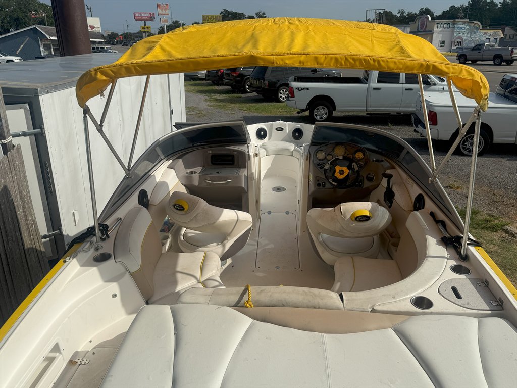 2007 Rinker 2340 RNK - $13,995