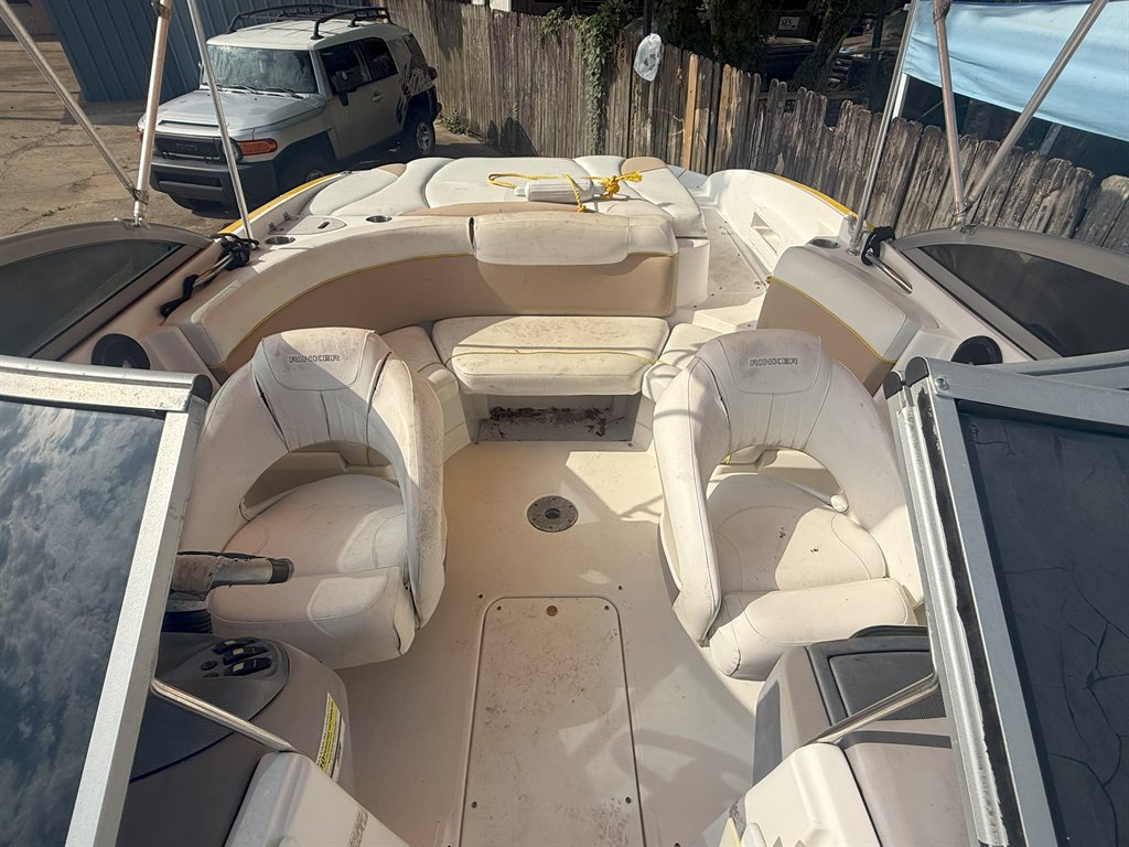 2007 Rinker 2340 RNK - $13,995
