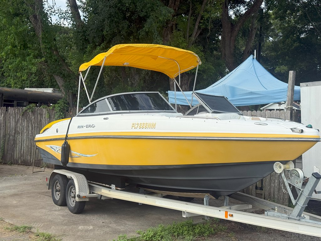 2007 Rinker 2340 RNK - $13,995