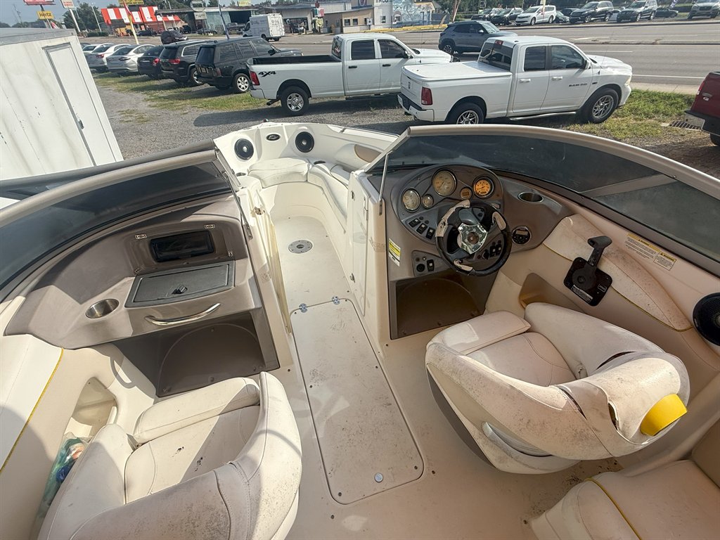 2007 Rinker 2340 RNK - $13,995