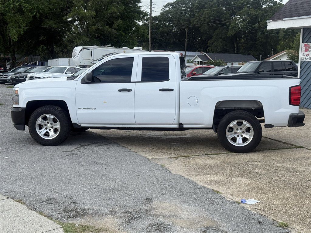 2016 Chevrolet Silverado 1500 - $15,995