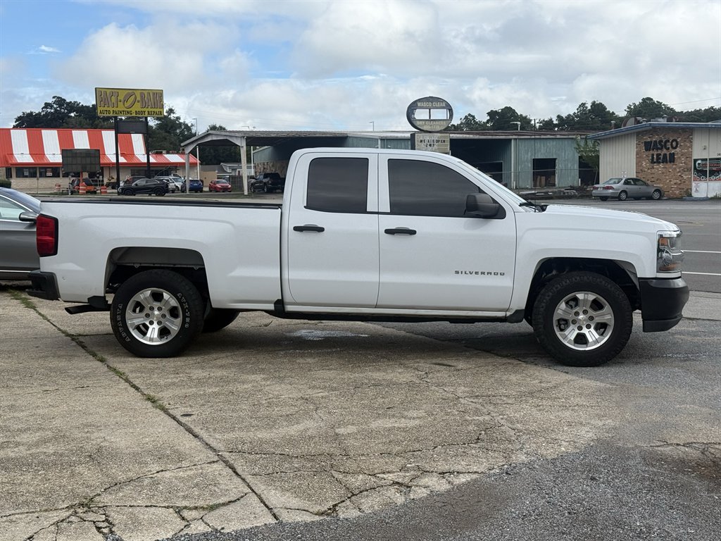 2016 Chevrolet Silverado 1500 - $15,995