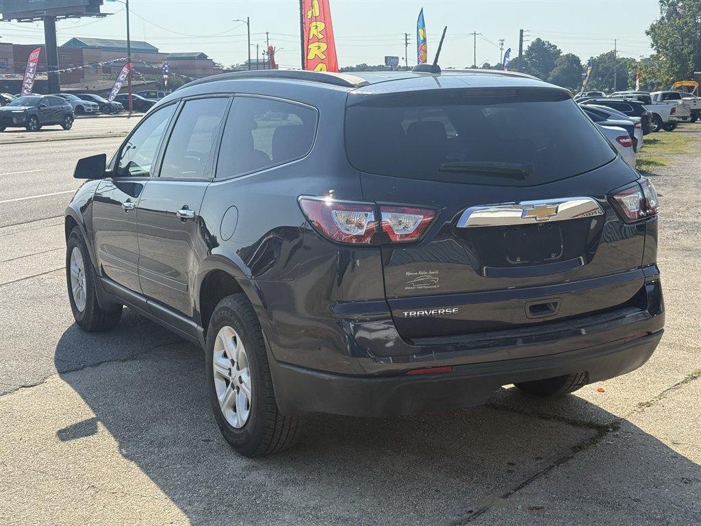 2017 Chevrolet Traverse - $11,595