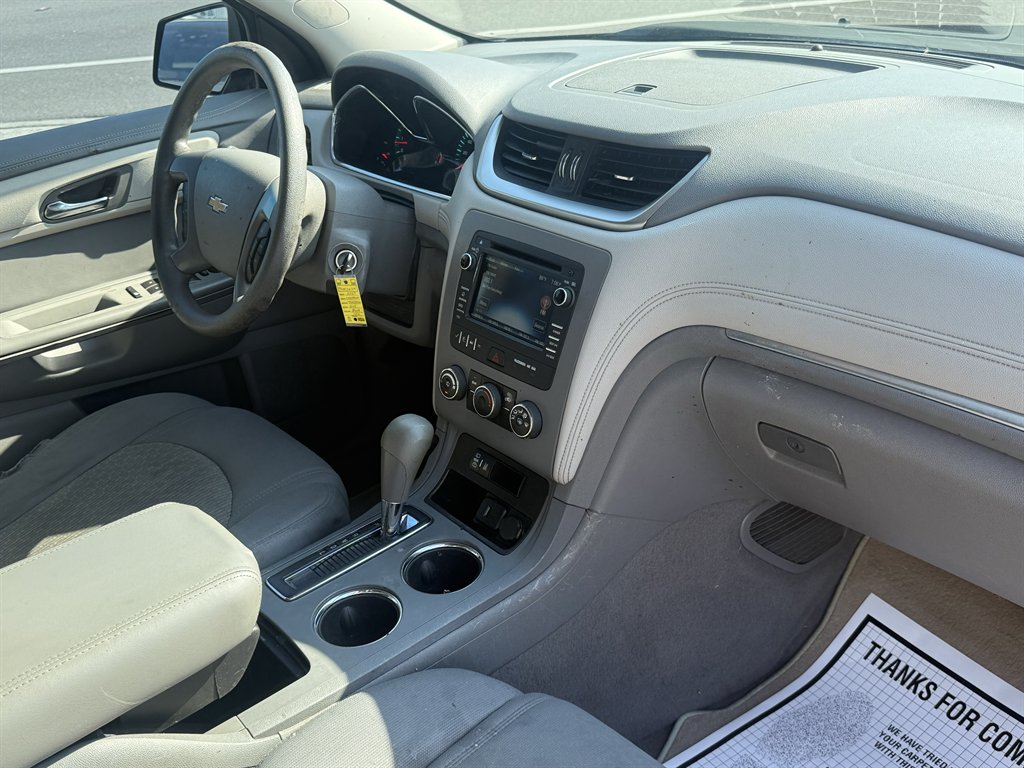 2017 Chevrolet Traverse - $11,595