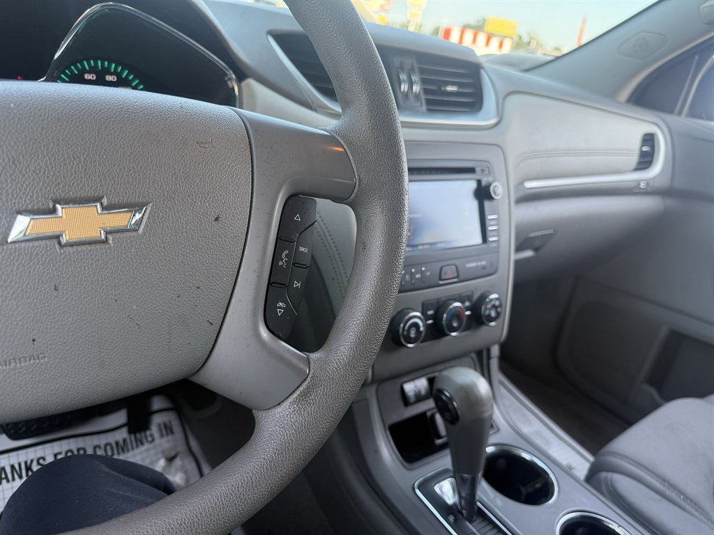 2017 Chevrolet Traverse - $11,595