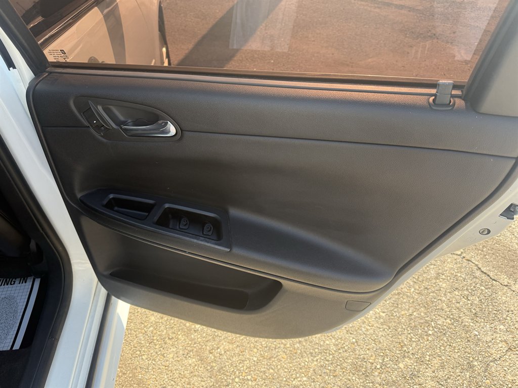 2016 Chevrolet Impala - $9,995