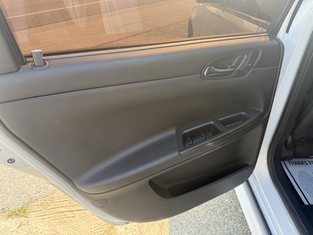 2016 Chevrolet Impala - $9,995